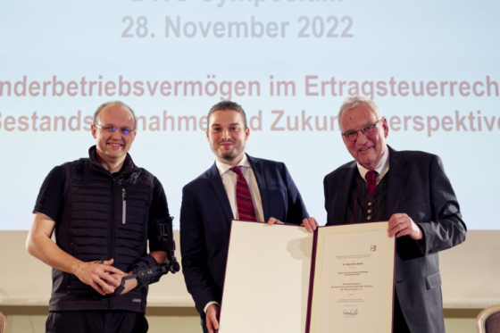 DWS-Wissenschaftspreis 2022: Dr. Maximilian Benke – Bilanzierungskonkurrenzen bei mehrstöckigen Personengesellschaften