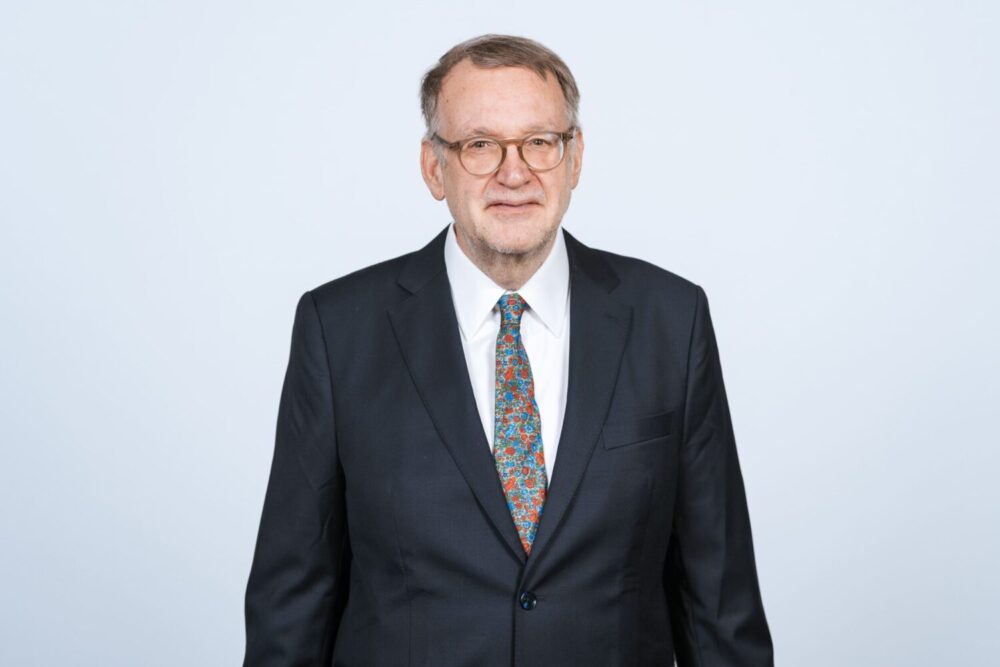 Prof. Dr. Christian Wolf